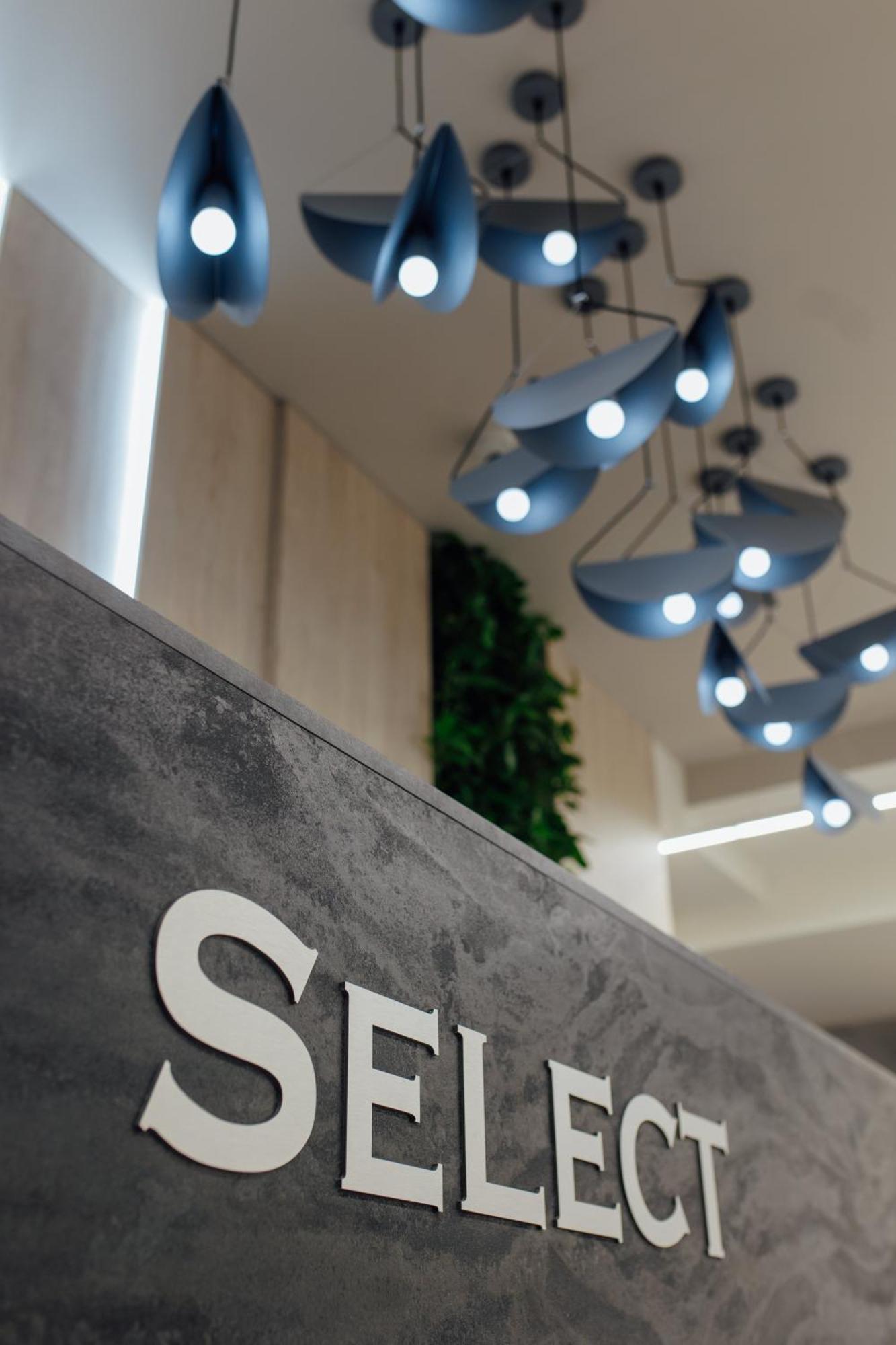 Select Hotel 利沃夫 外观 照片
